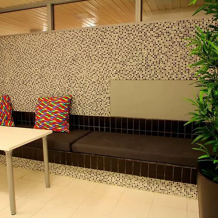 Forenom Aphtl Herttoniemi Hotel *